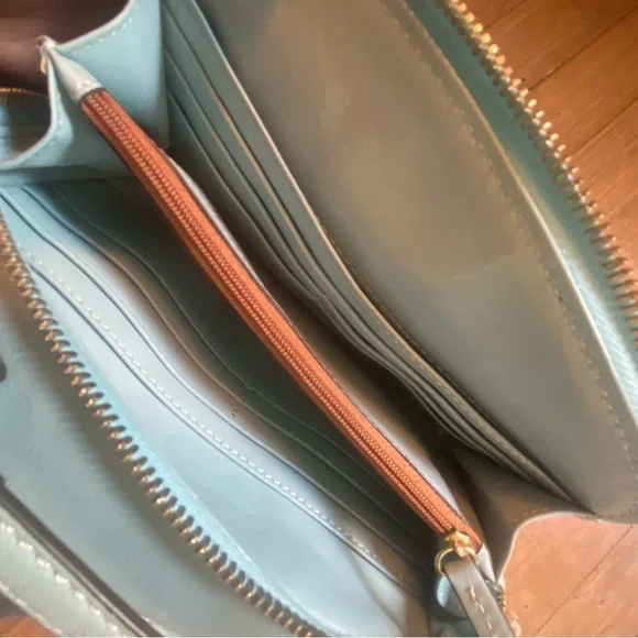 Dooney & Bourke Light Blue Crossbody Bag - Picture 7 of 7